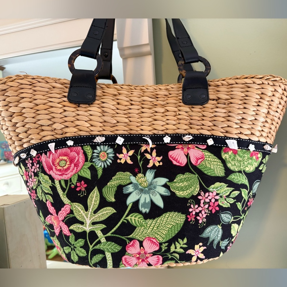 Vera Bradley Botanica Print Straw Tote Bag & Matching Straw Flip-Flops (Size M)